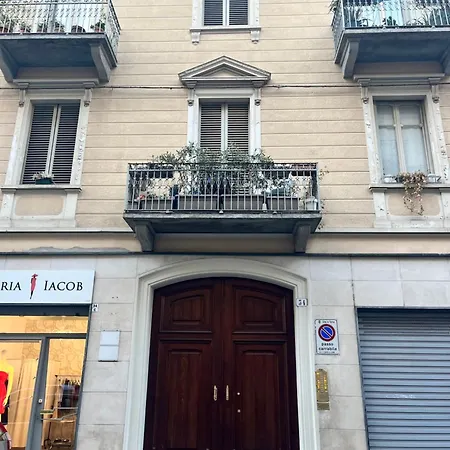 Lägenhet La Casa Della Stazione Di Porta Susa Turin